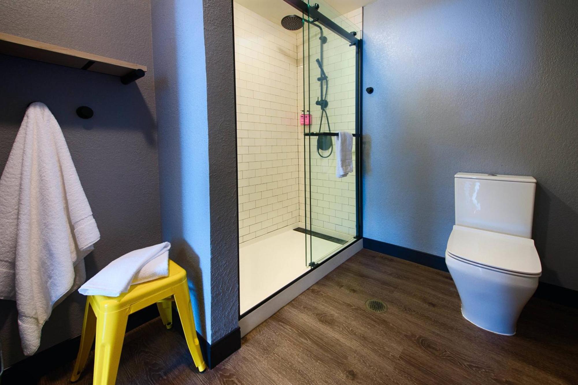 Отель Moxy New Orleans Downtown/French Quarter Area Экстерьер фото