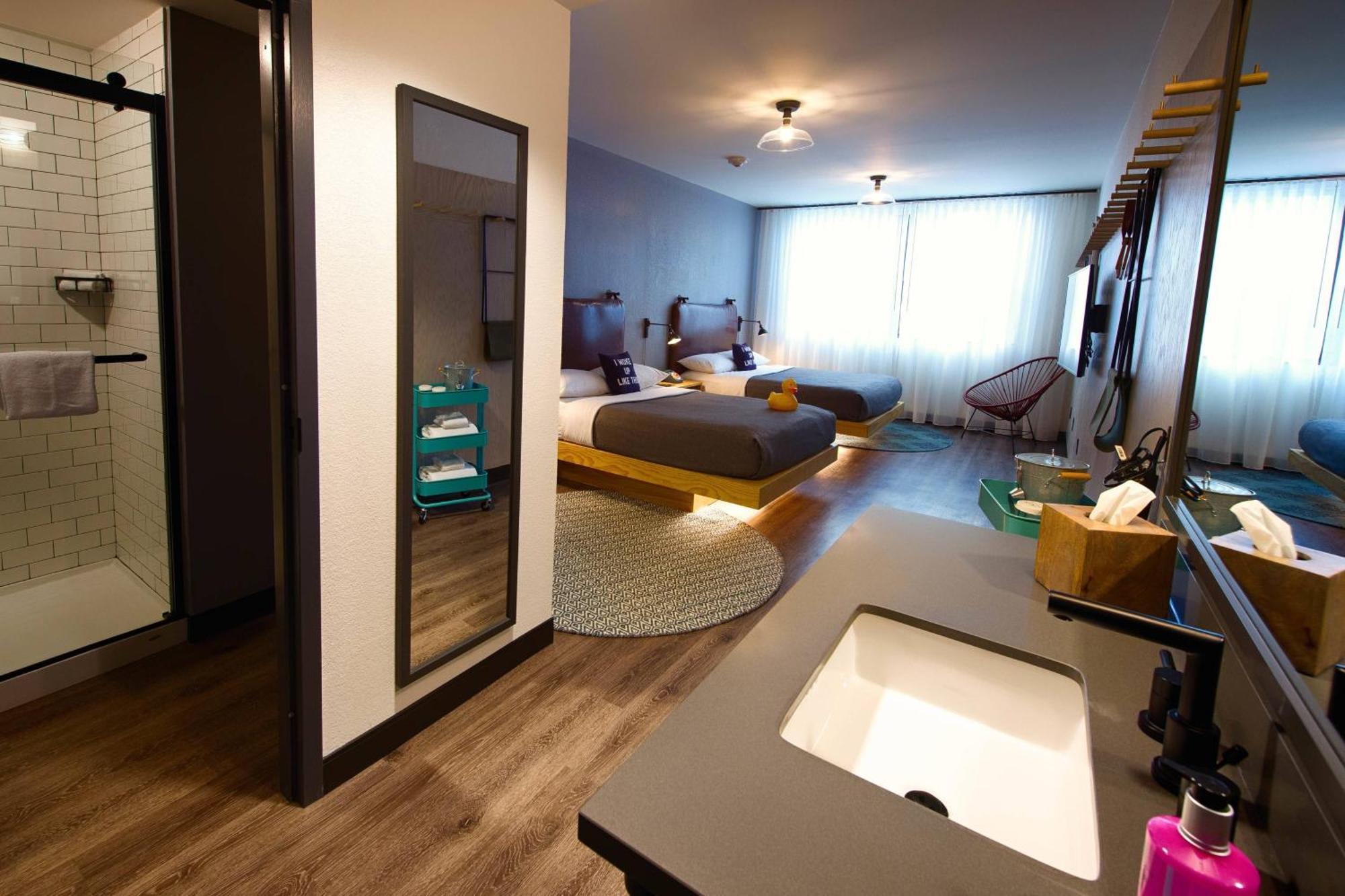 Отель Moxy New Orleans Downtown/French Quarter Area Экстерьер фото